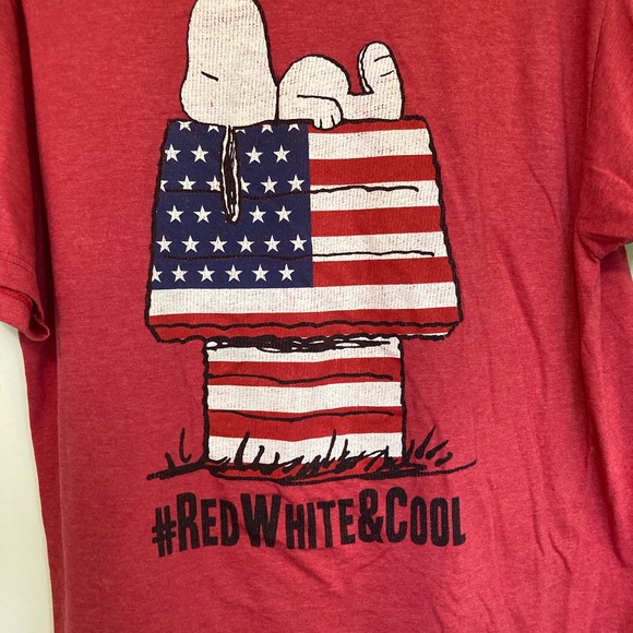 Peanuts Maroon Graphic Tee - Picture 2 of 5